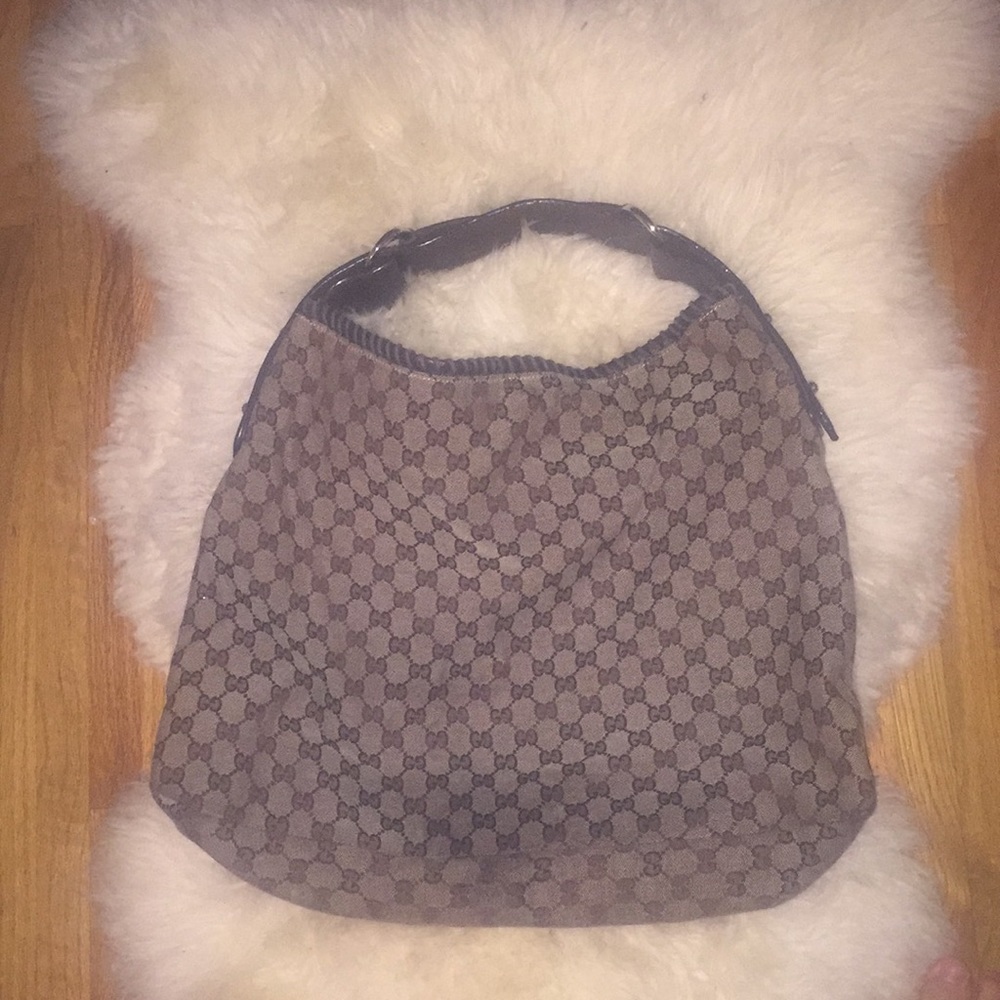 Older Style Gucci Hobo